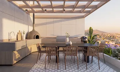 Terraza con parrillas y mesa al aire libre en The Standard
